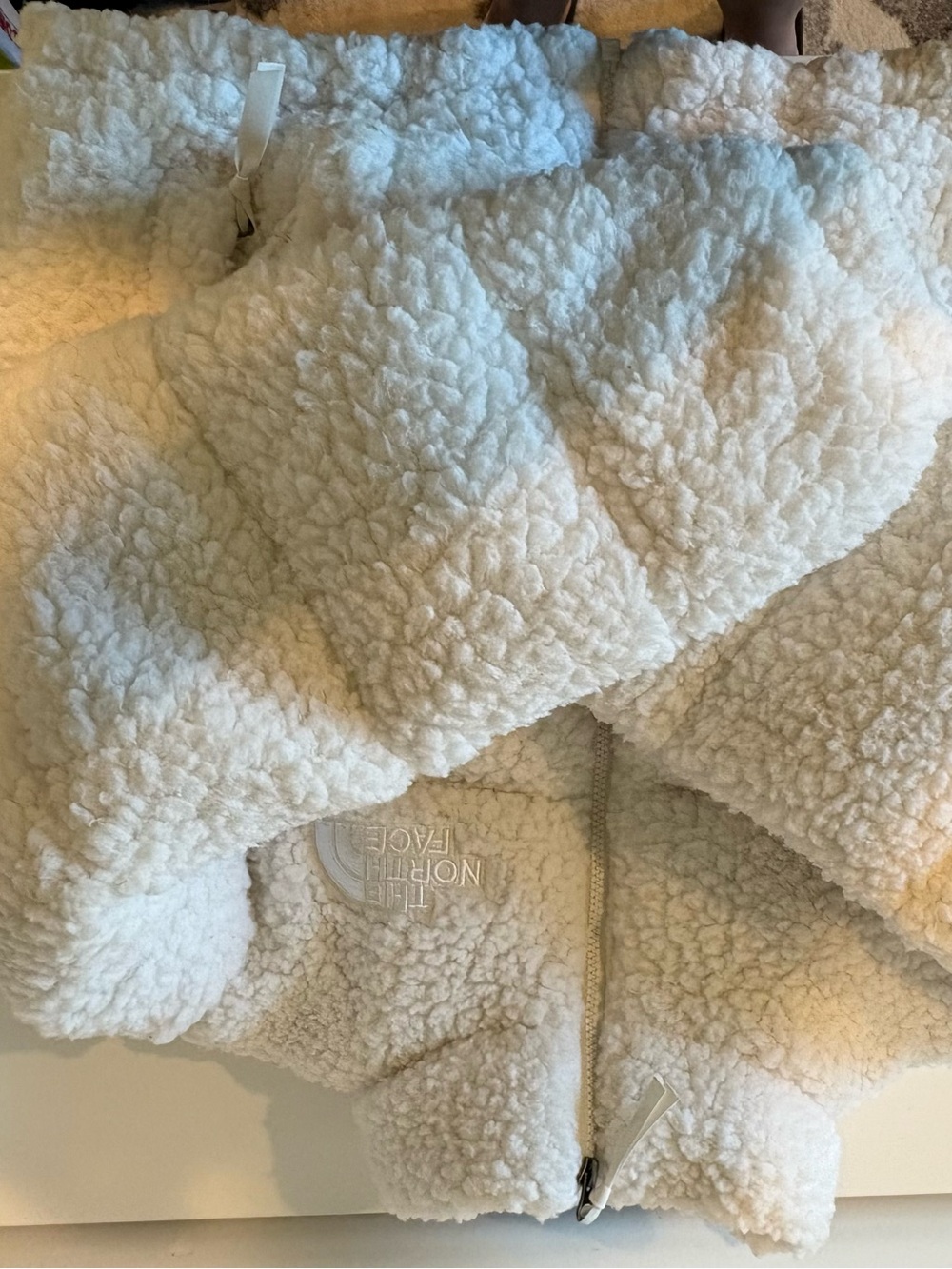 NWOT North Face Ivory Sherpa Puffer Jacket - Picture 3 of 5